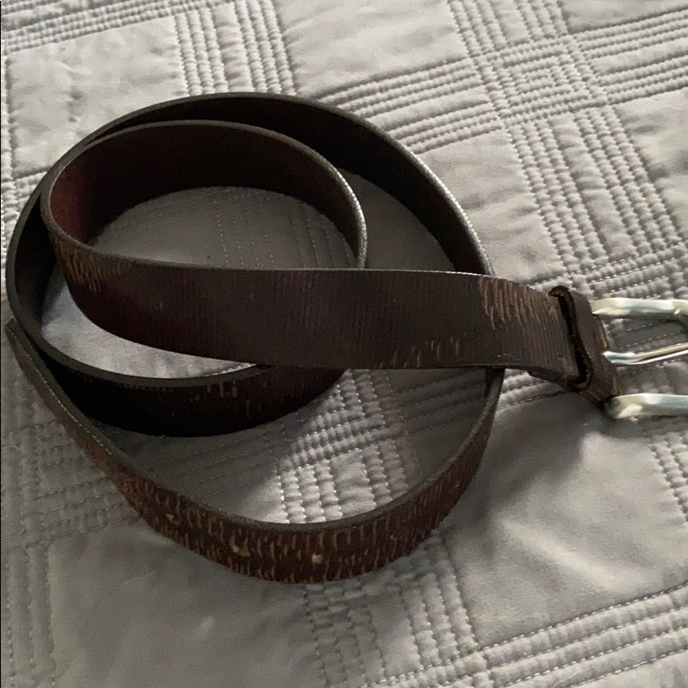Men’s distressed brown belt